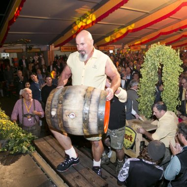 Bockbieranstich am Freitag