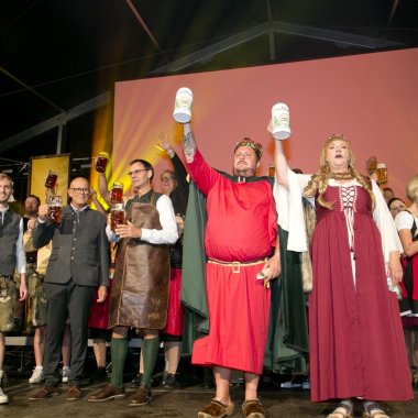 Bockbieranstich am Freitag