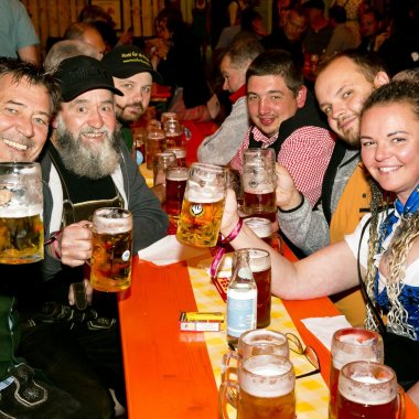 Bockbieranstich am Donnerstag