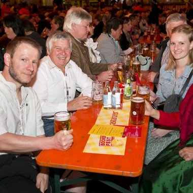 Bockbieranstich am Donnerstag